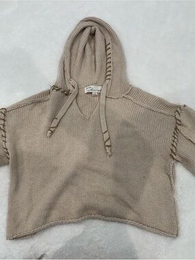 Vintage Havana V-Neck Hooded Sweater in Light Taupe